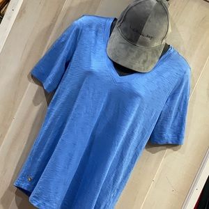 NEW LILY PULITZER TEE.. EFFORTLESSLY CHIC.. XS